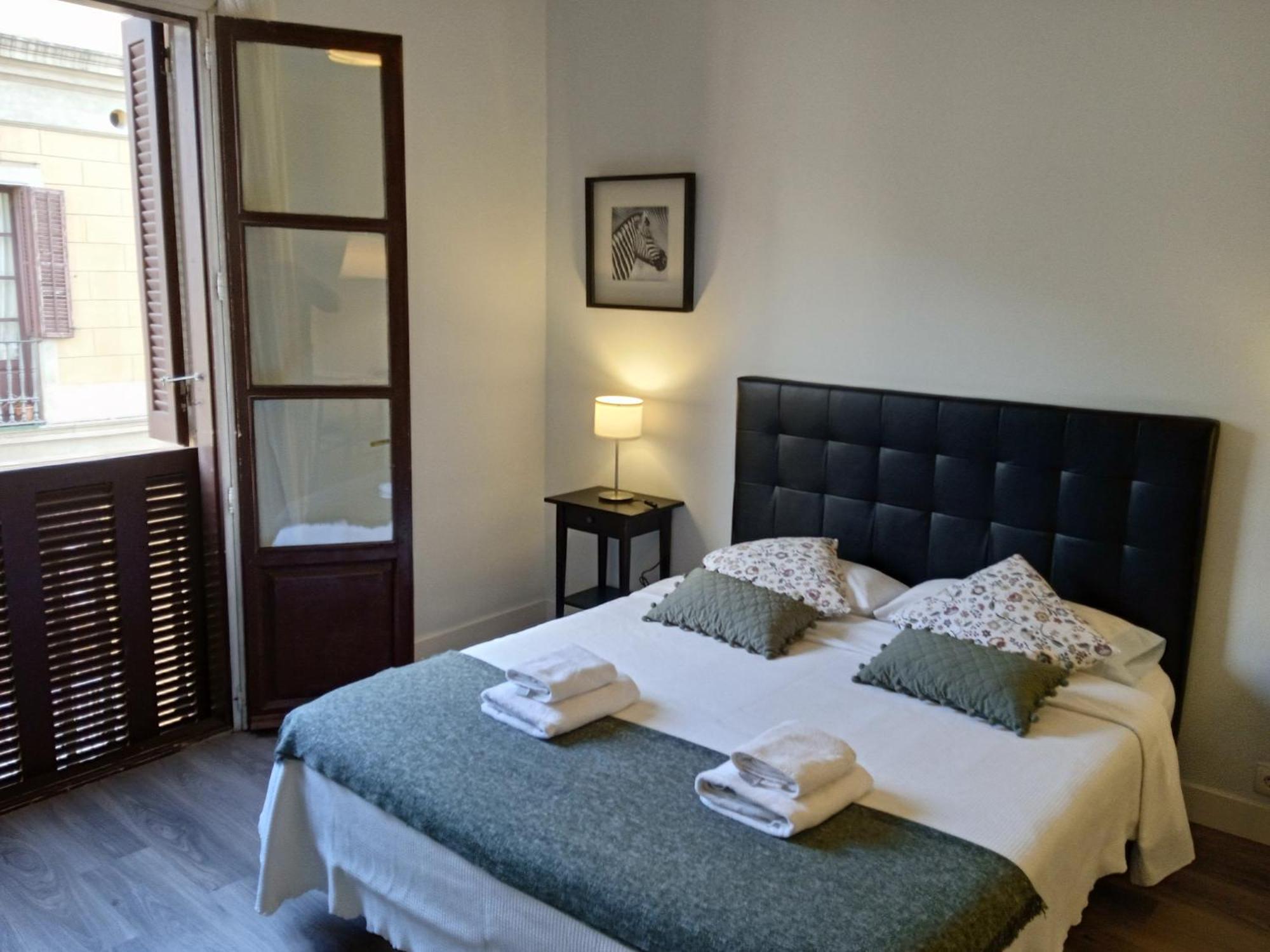Colom Apartments Барселона Экстерьер фото