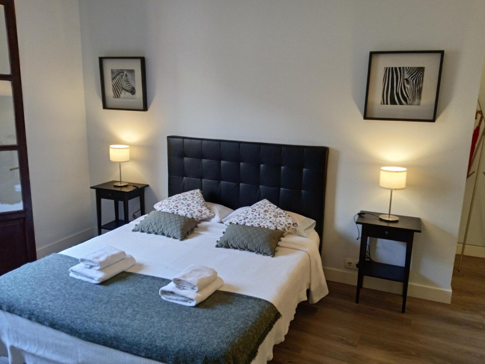 Colom Apartments Барселона Экстерьер фото